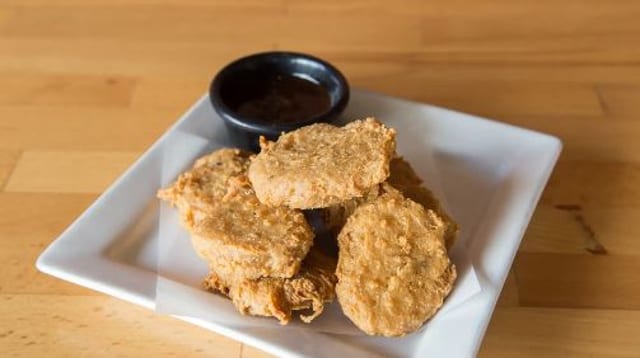 Chicken Nuggets (8 Pieces).